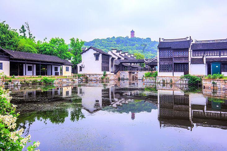 祖龙娱乐(09990.HK)1月24日耗资96.3万港元回购72.7万股